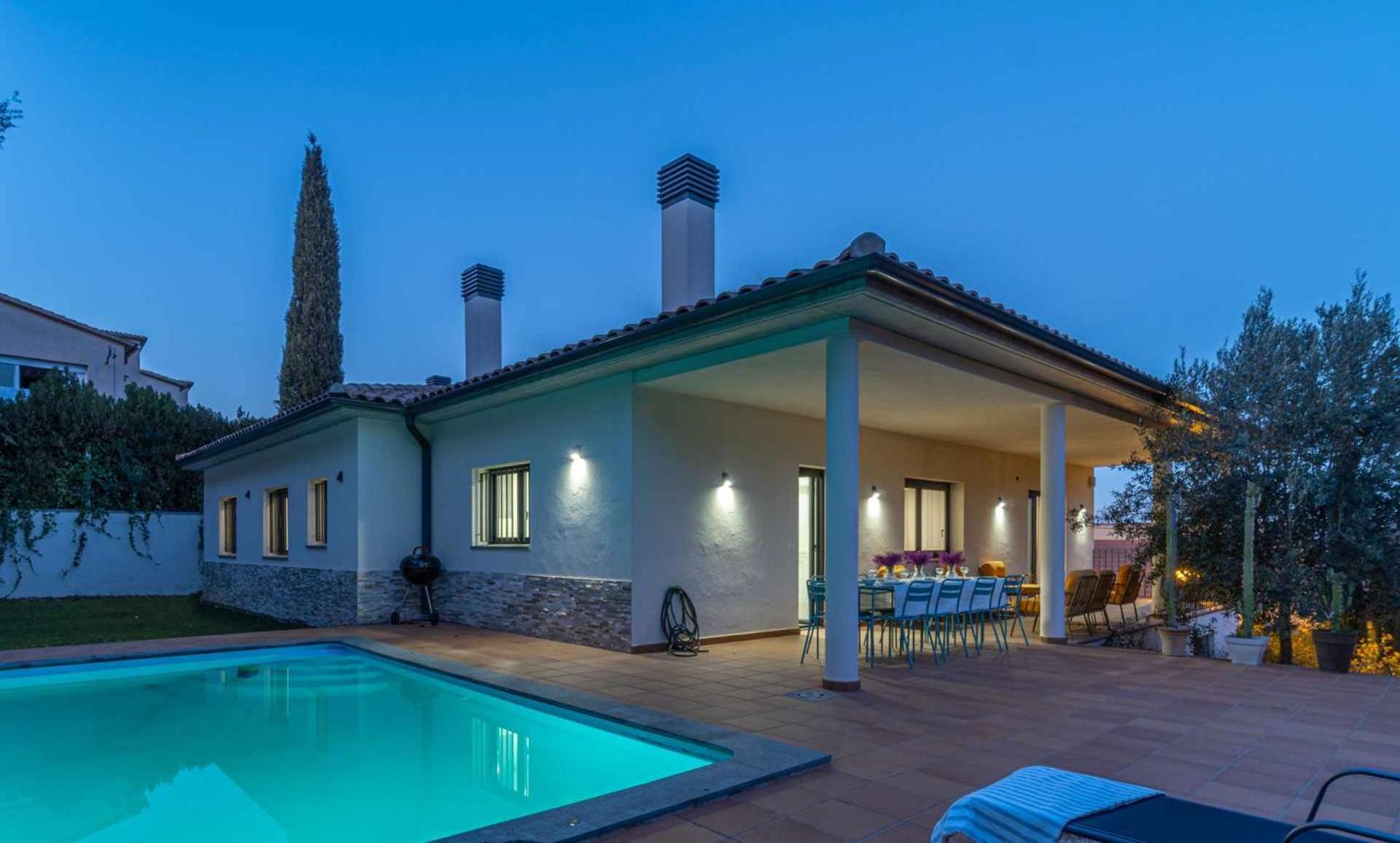 Jouvacations Villa Domenec Figueres  Exteriér fotografie